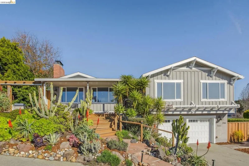 298 Stantonville Drive, Oakland, CA 94619