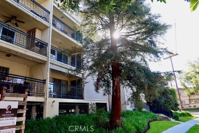 1236 N Columbus 16, Glendale, CA 91202