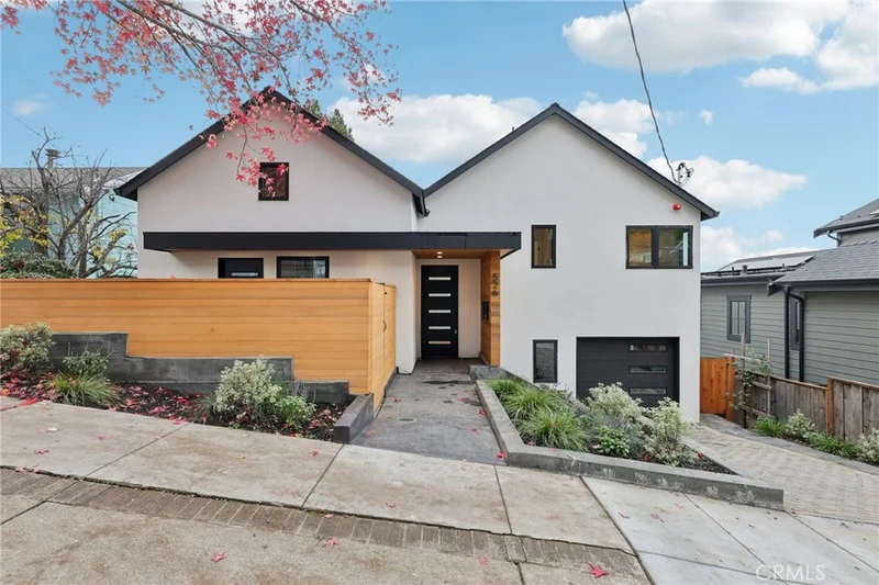 526 Klamath Street, Brisbane, CA 94005