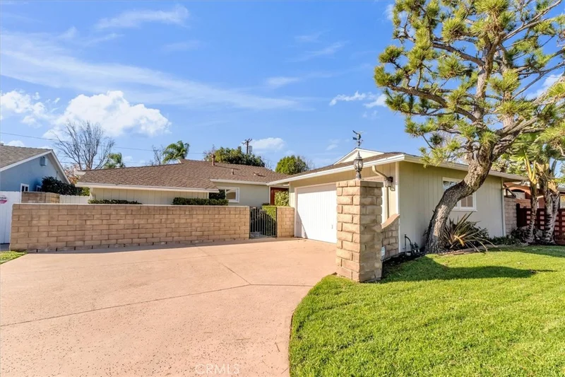 5227 Buffalo, Sherman Oaks, CA 91401