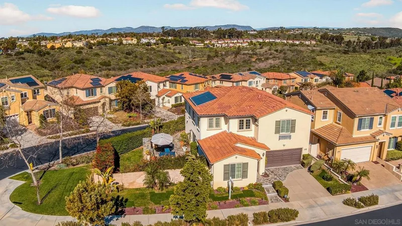 7708 Caminito Liliana, San Diego, CA 92129