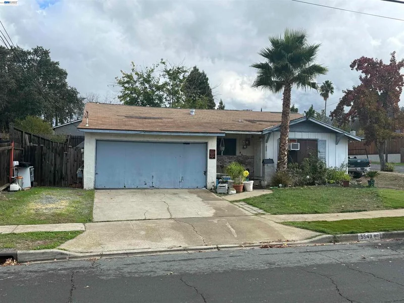 5549 Pennsylvania Blvd, Concord, CA 94521