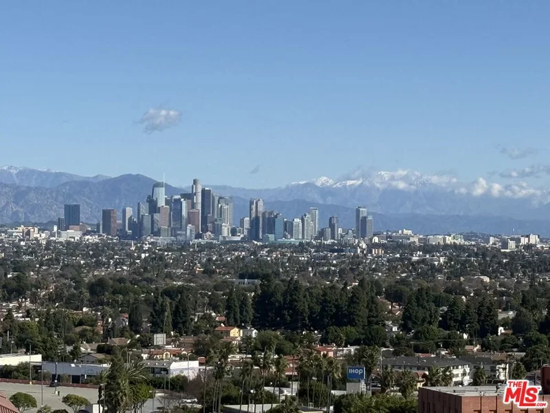 4557 Don Rodolfo Place, Los Angeles, CA 90008