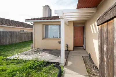 545 E Santa Cruz Court photo 2