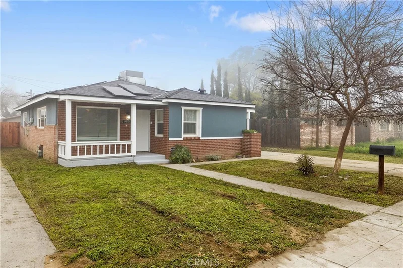 980 E Apricot, Tulare, CA 93274
