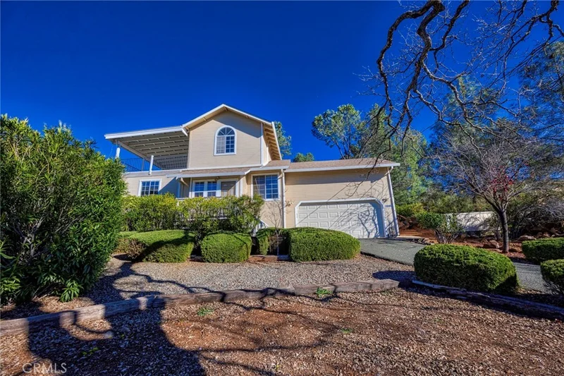 18642 Pin Oak Court, Hidden Valley Lake, CA 95467