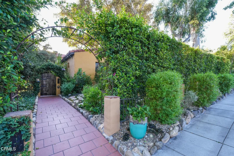 517 Garfield Avenue, South Pasadena, CA 91030