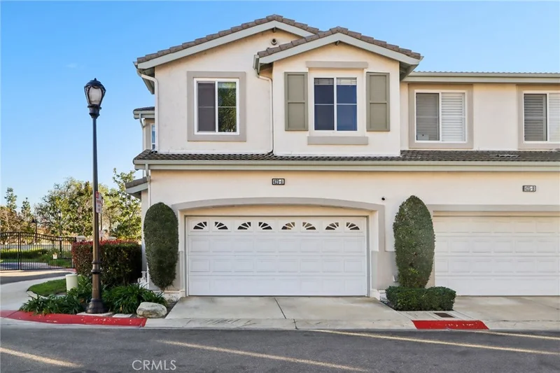 425 N Bloomberry, Orange, CA 92869