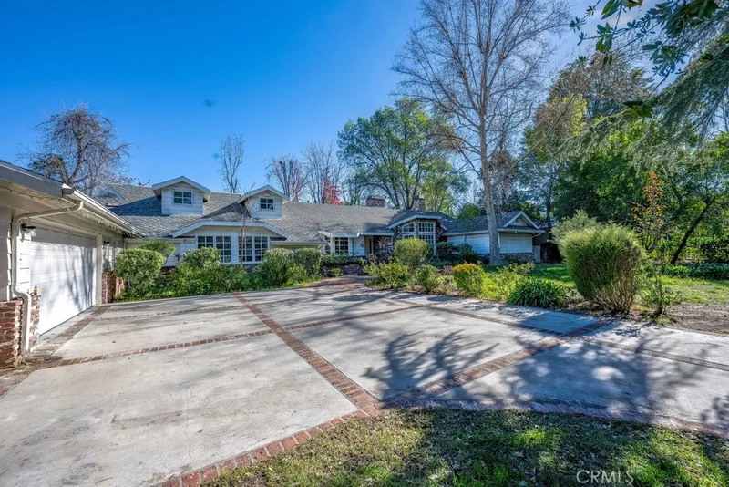 5504 Donna Avenue, Tarzana, CA 91356