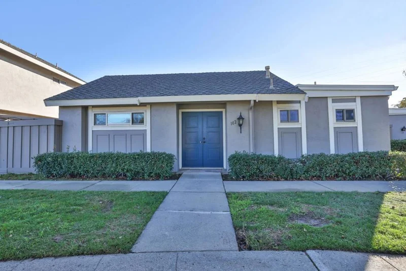 102 Escobar Avenue, Los Gatos, CA 95032