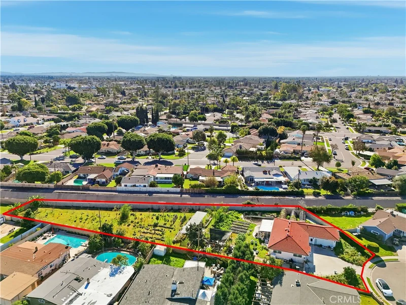 11356 Desmond Street, Garden Grove, CA 92841