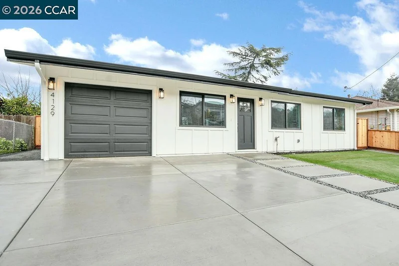 4129 Cabrilho Dr, Martinez, CA 94555-3