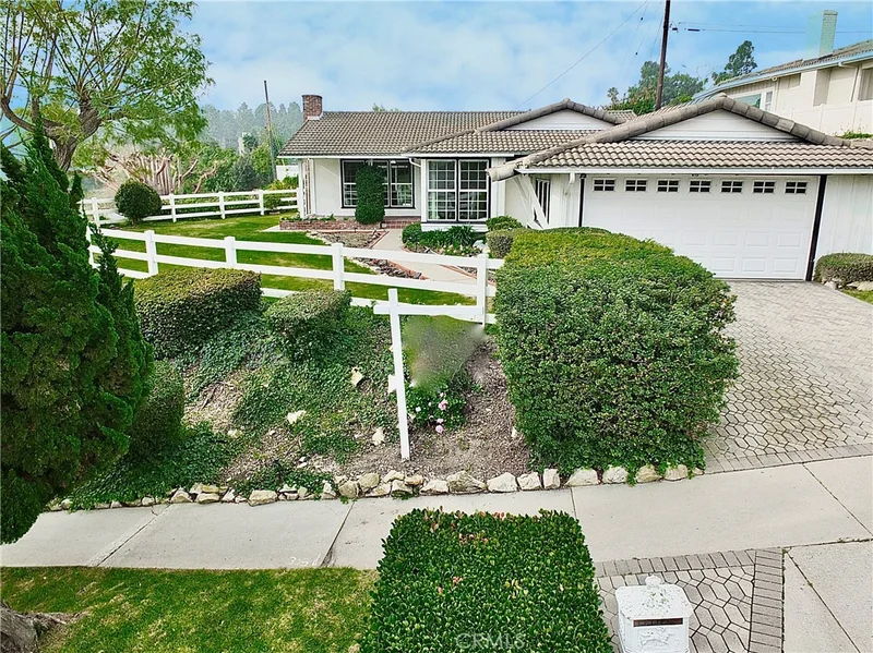 27053 Freeport Rd., Rancho Palos Verdes, CA 90275