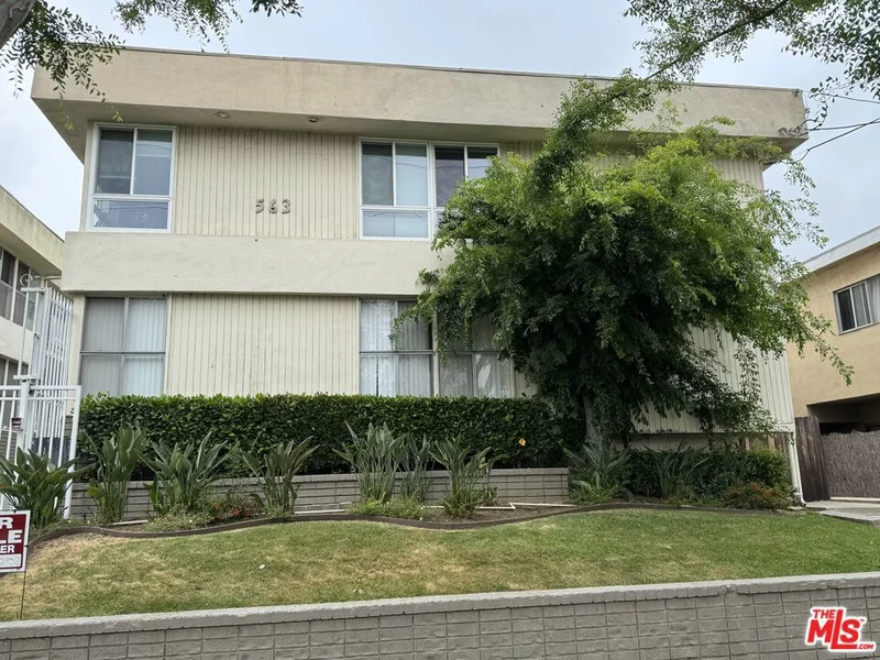 563 E Hazel Street 6, Inglewood, CA 90302
