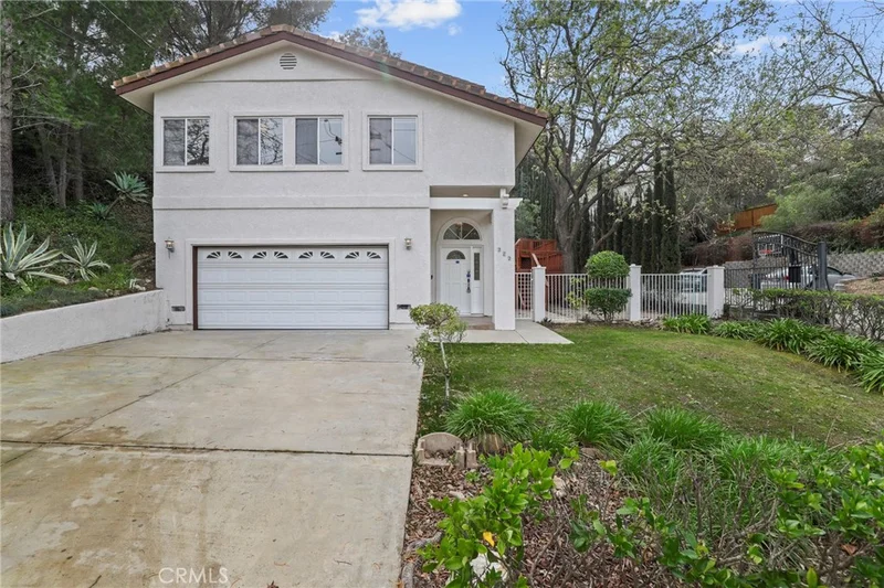 272 Manzanita, Thousand Oaks, CA 91361