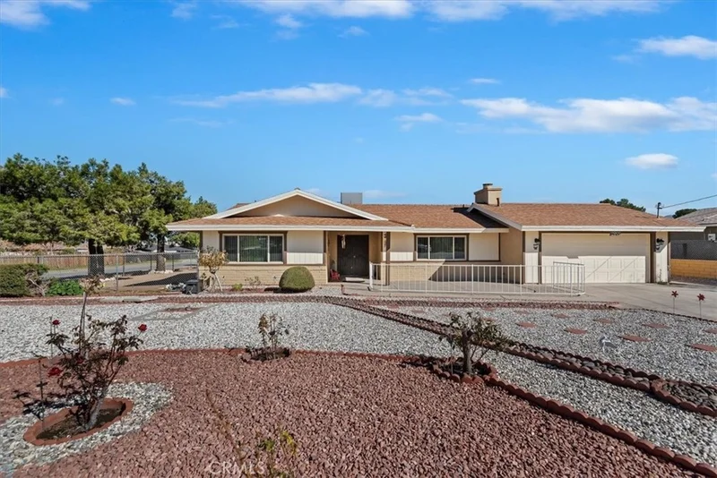 8949 Camphor, Hesperia, CA 92345