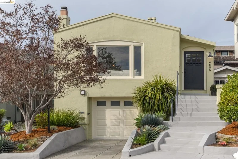4655 Park Boulevard, Oakland, CA 94602