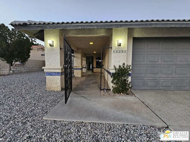 68250 Durango Road photo 2