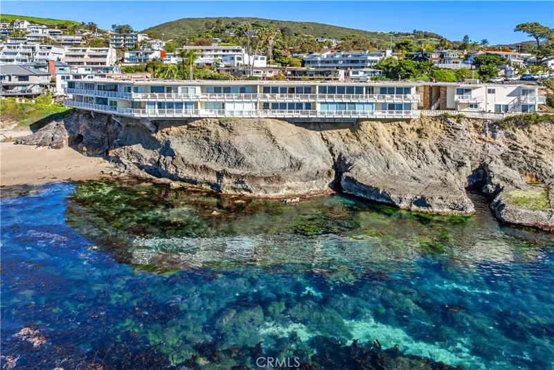 631 Cliff Dr. A-15, Laguna Beach, CA 92651