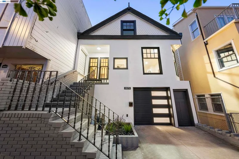1875 9th Ave, San Francisco, CA 94122