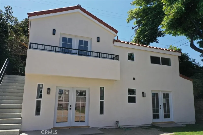 2533 Eucalyptus, Long Beach, CA 90806