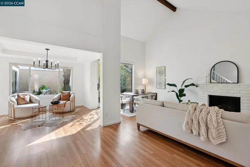 1003 Northoak Dr, Walnut Creek, CA 94598
