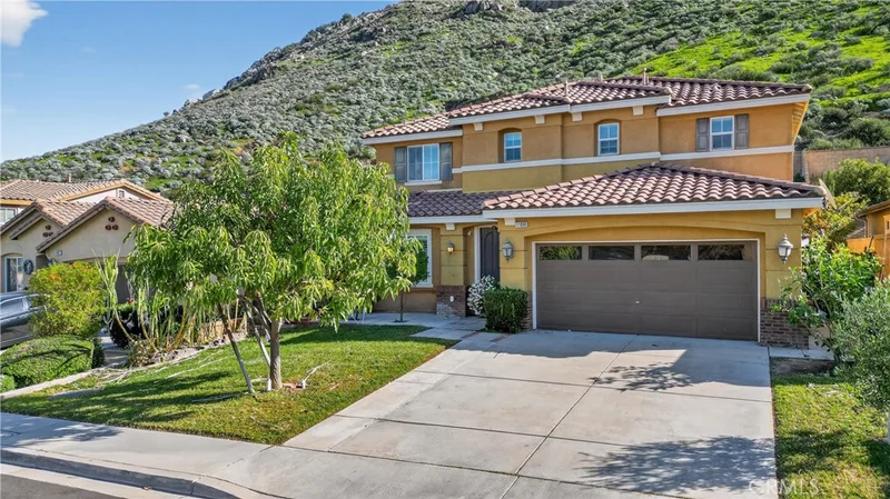 11899 Briarcliff, Fontana, CA 92337