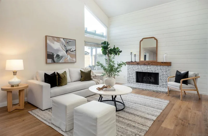 11286 Caminito Aclara, San Diego, CA 92126