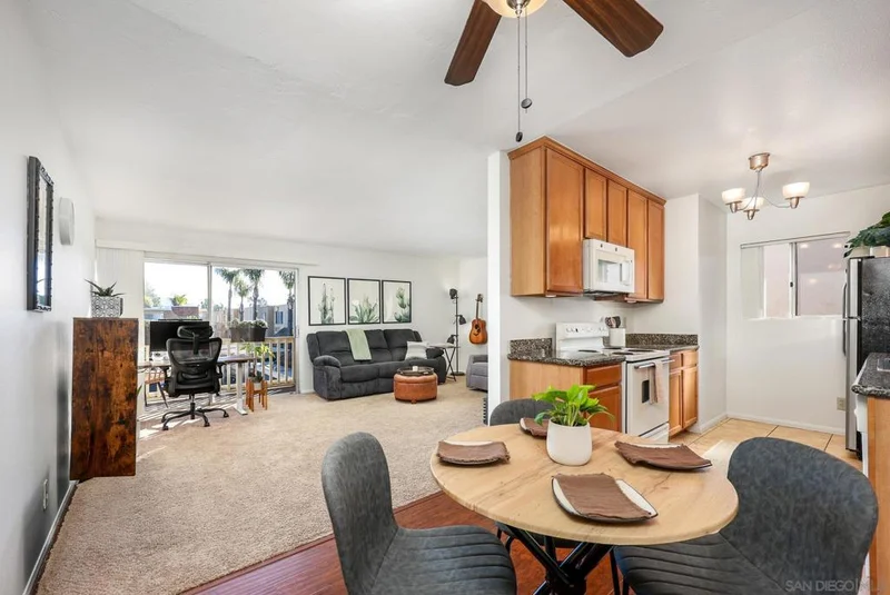 459 Ballantyne St 31, El Cajon, CA 92020