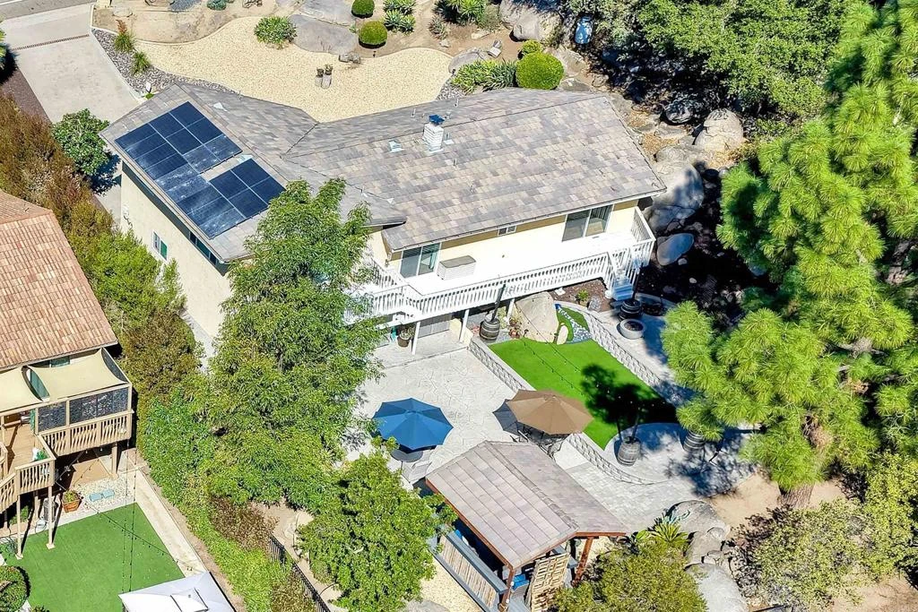 Interior 2