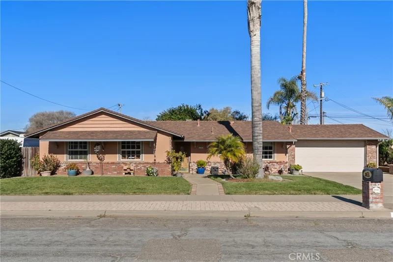 1157 Glines, Santa Maria, CA 93455