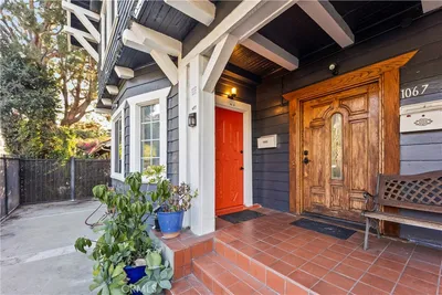 1065 Laguna photo 2