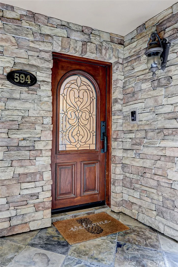 Photo 2 of 594 1st