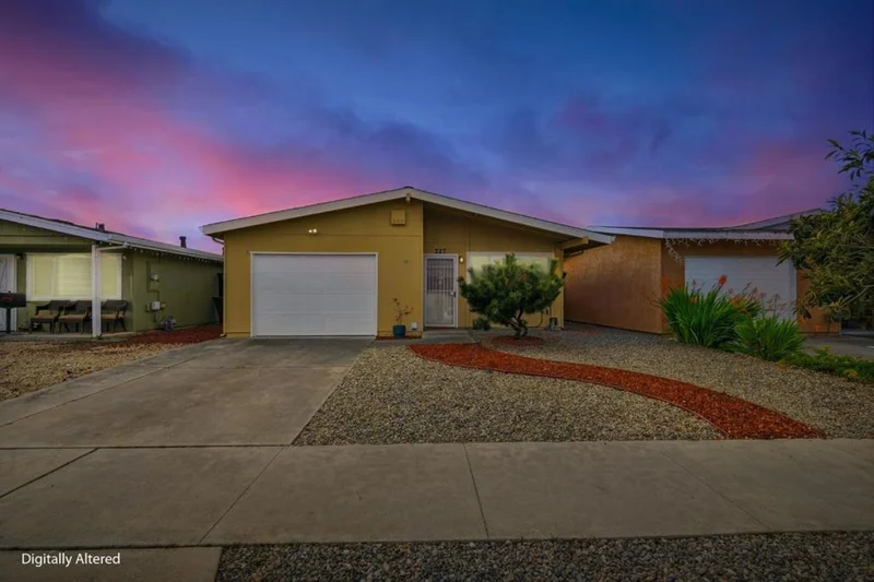 227 Hushbeck Avenue, Watsonville, CA 95076