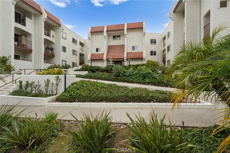 6330 Genesee 203, San Diego, CA 92122