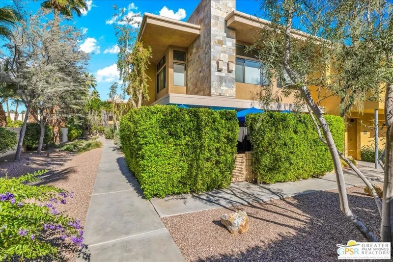 1020 E Palm Canyon Drive 101, Palm Springs, CA 92264