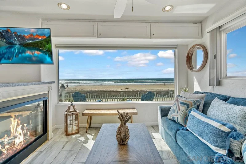 3911 Ocean Front Walk photo 2