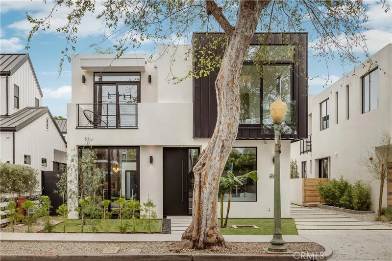 8902 Hubbard St, Culver City, CA 90232