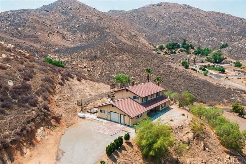 11425 Tiffany Lane, Moreno Valley, CA 92557