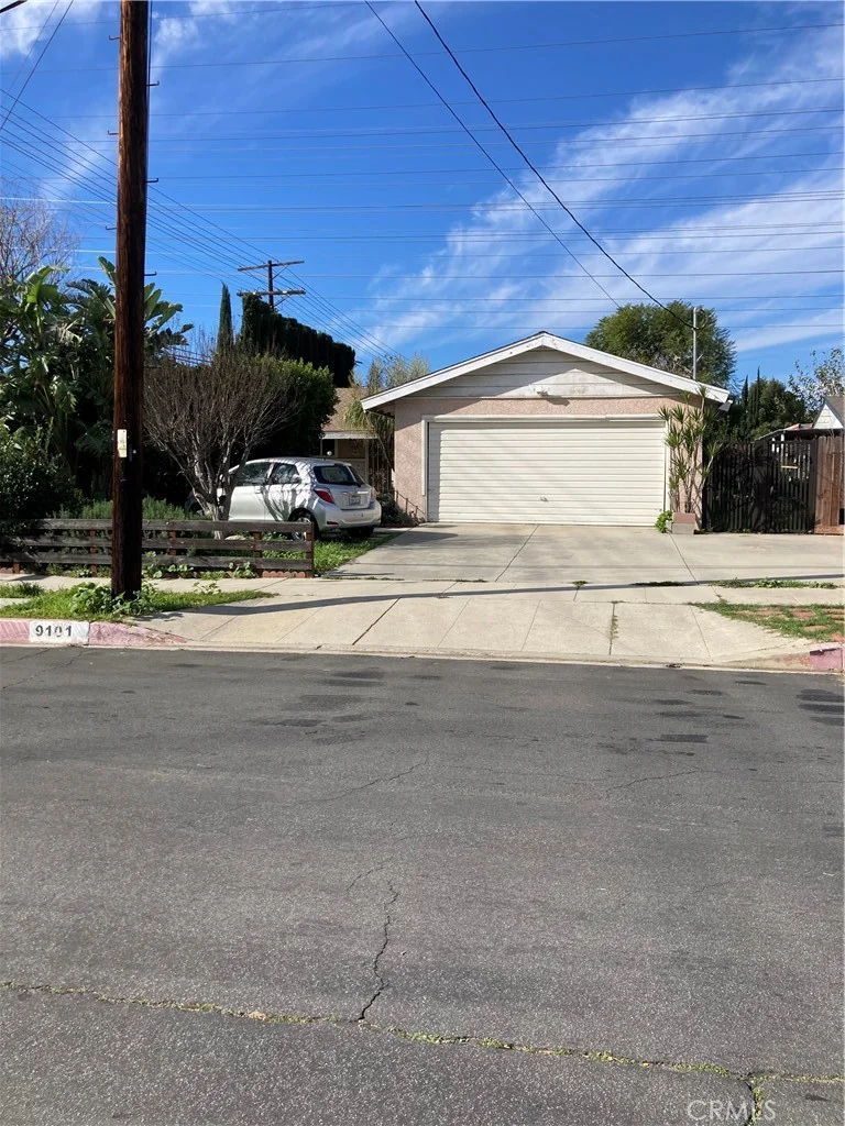 9101 Geyser, Northridge, CA 91324