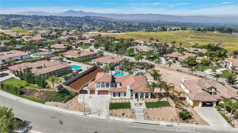 7945 Horizon View Drive, Riverside, CA 92506