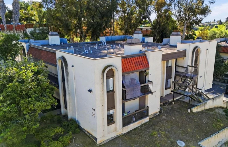 1908 Via Las Palmas 32, National City, CA 91950