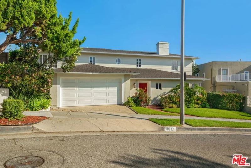 Photo 2 of 3617 Homeway Drive
