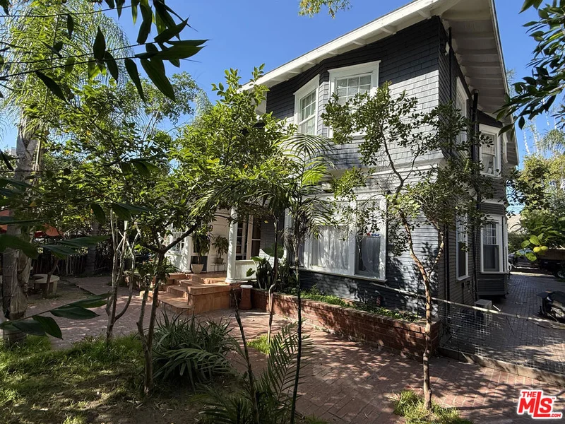1625 S Bonnie Brae Street photo 2