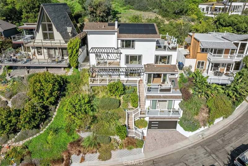 Photo 2 of 1414 Mar Vista