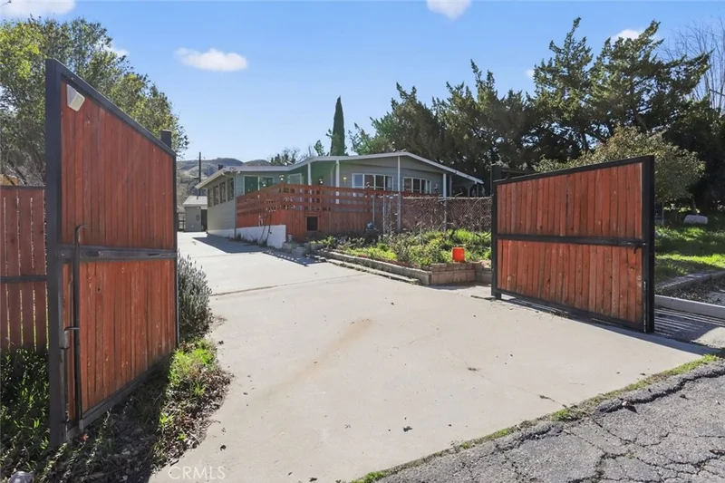 712 Canyon Drive, Lebec, CA 93243