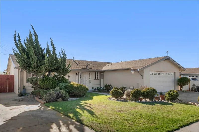 1884 Teakwood, Santa Maria, CA 93455