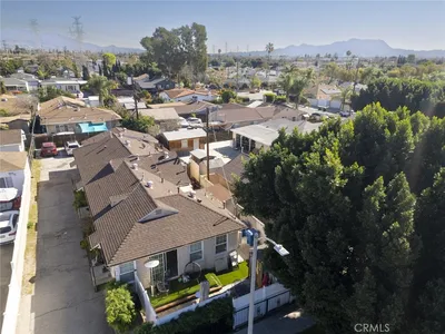6614 Camellia Avenue photo 2