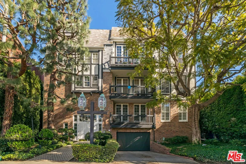 420 S Barrington Avenue Ph302, Los Angeles, CA 90049