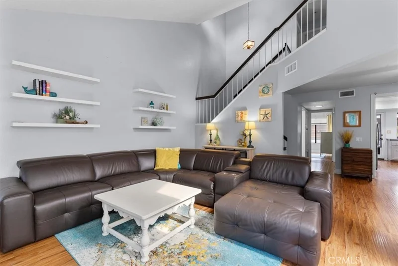 8520 Lake Knoll C, Garden Grove, CA 92844